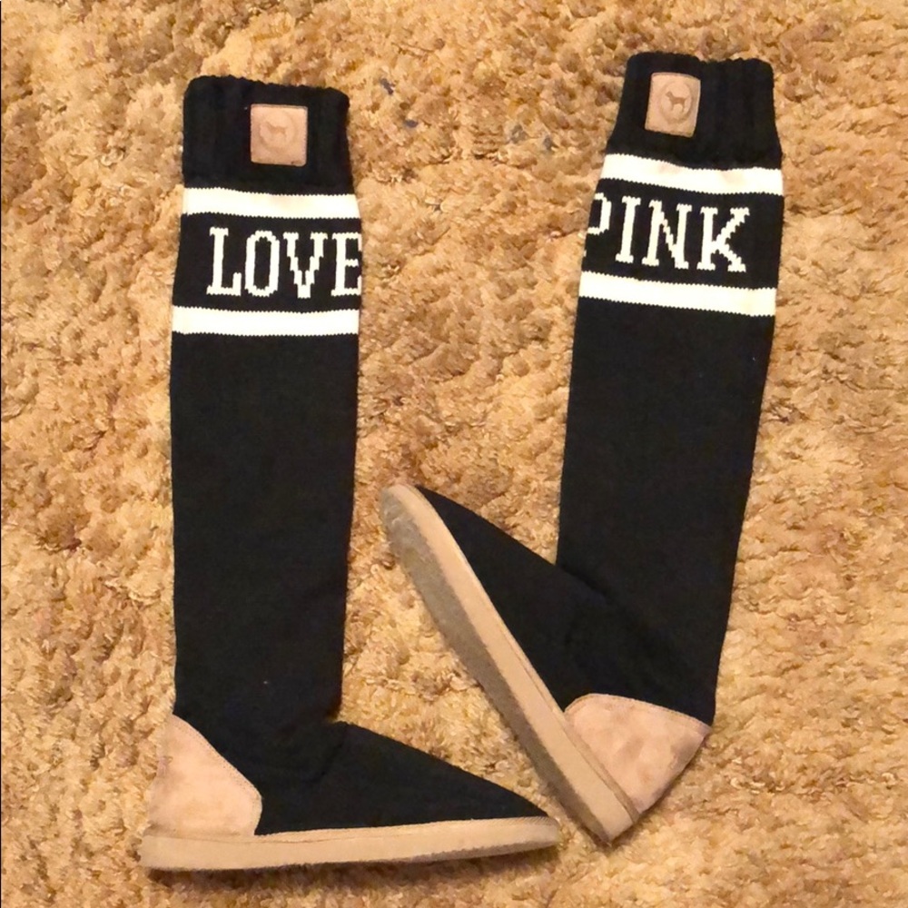 VS PINK Mukluks